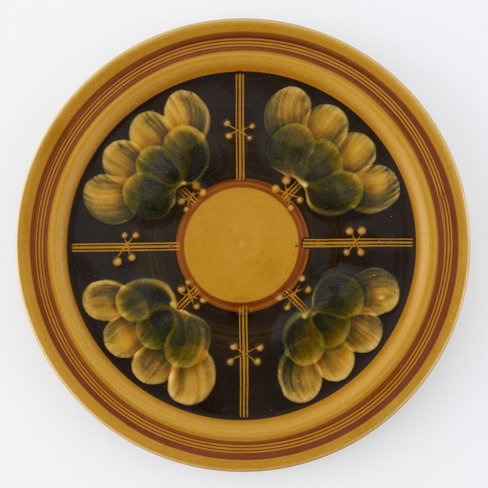 ふくべ窯　飴釉シャクヤク　17㎝リムプレート