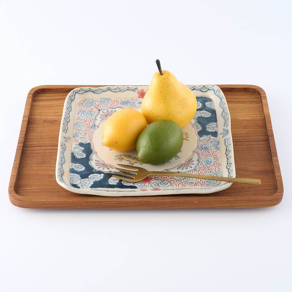 作家　大場紀穂子　虎いっぱいの角皿