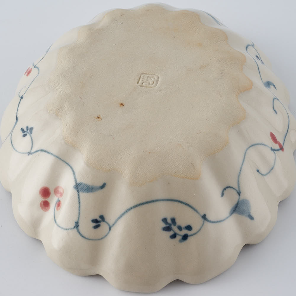 作家　大場紀穂子　虎の輪花楕円小鉢