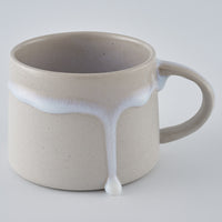 作家　宮木英至　ドリッピーマグ　ライトグレー