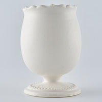 暮縞　フルールシリーズ　フルール脚付きマグカップ　白