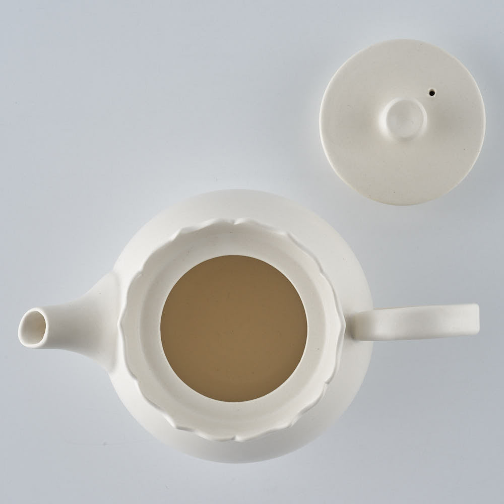 暮縞　フルールシリーズ　ポット　白