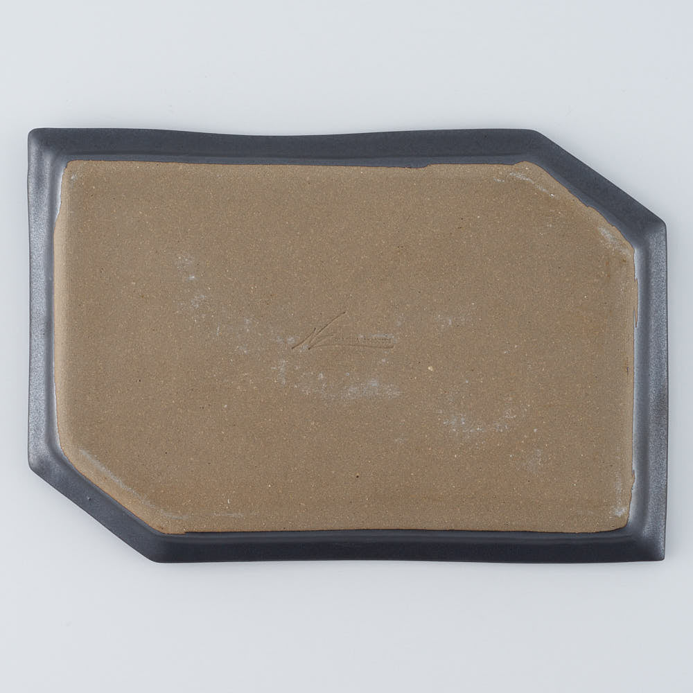 暮縞　ドットシリーズ　ドット隅切り皿　黒