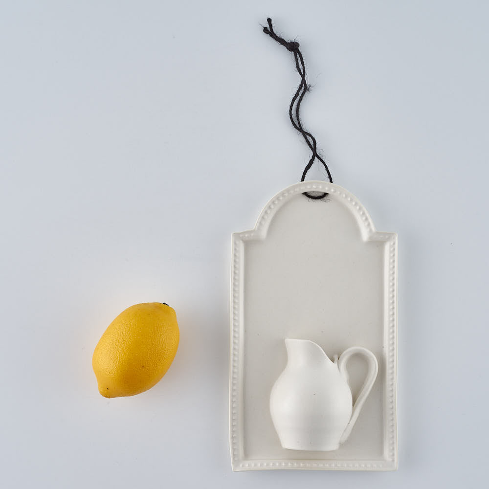 暮縞　ドットシリーズ　ドットアーチWall Vase　白