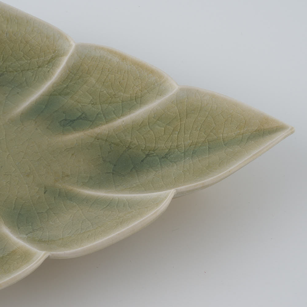 作家　宮田竜司　灰釉　菱形皿（中）