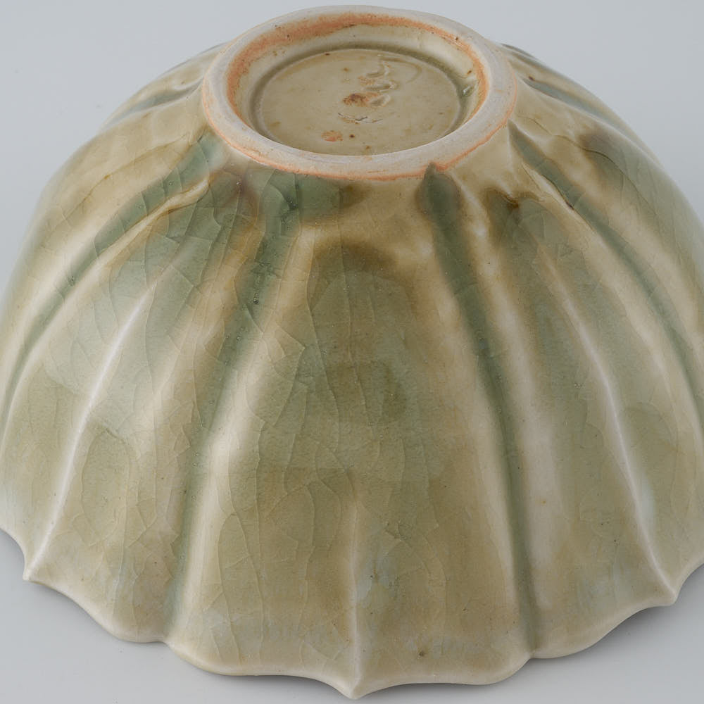 作家 宮田竜司 灰釉 稜花 碗 ¥3,740 大人の焼き物
