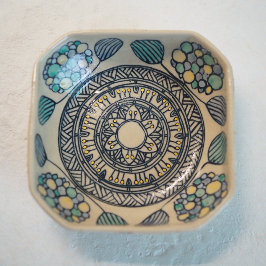 作家　加藤喜道　▢小鉢　11×11　M