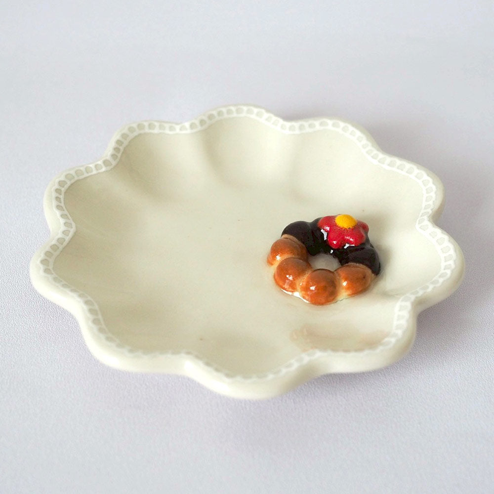 碧猫堂あお　sweetドーナツ　花小皿　A（ポンデ）