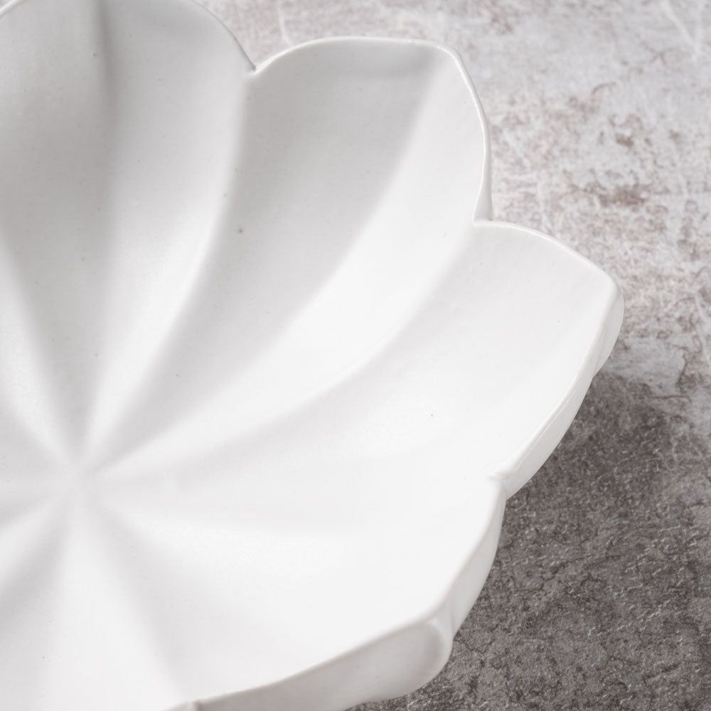 臼杵焼 稜花小鉢 – 大人の焼き物