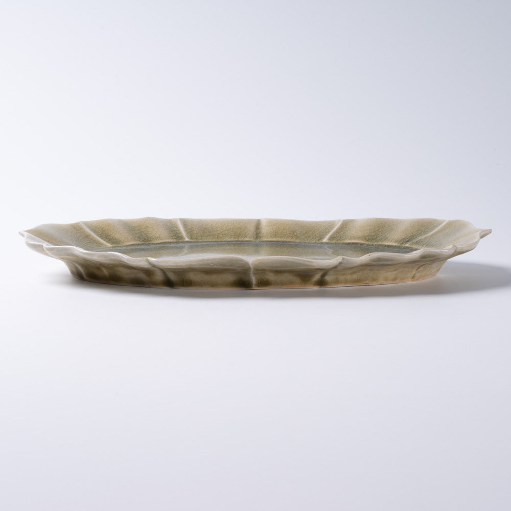 作家　宮田竜司　灰釉稜花楕円皿