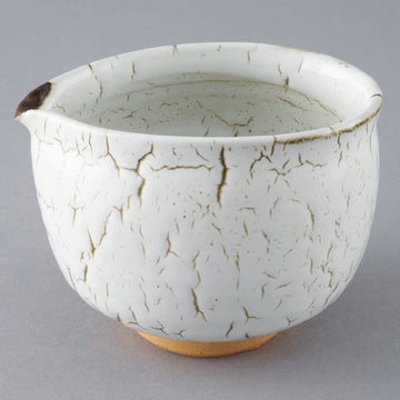 日ノ出窯　龍爪梅花皮　湯冷まし　片口　白（8cm）
